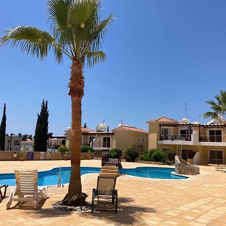 Sirena Olympia Apartment 40 Paphos Eksteriør billede