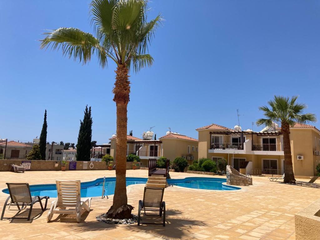 Sirena Olympia Apartment 40 Paphos Eksteriør billede